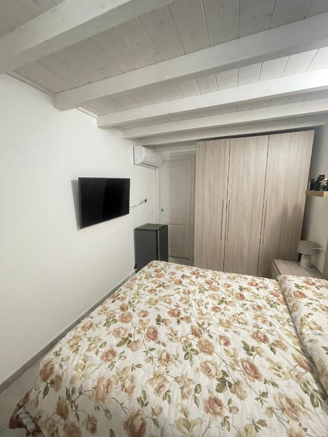 La Perla Del Mare 2 Bed & Breakfast La Caletta Exterior foto